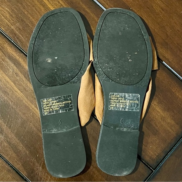 Wonderly Garland Tan Fabric Twist Sandals – Size 6M - Picture 4 of 7